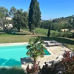 Bb Casale Di Oto Bed and Breakfast 4*