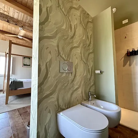 Bed and Breakfast Bb Casale Di Oto 4*