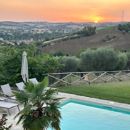 Bed and Breakfast Bb Casale Di Oto Σενιγκάλια