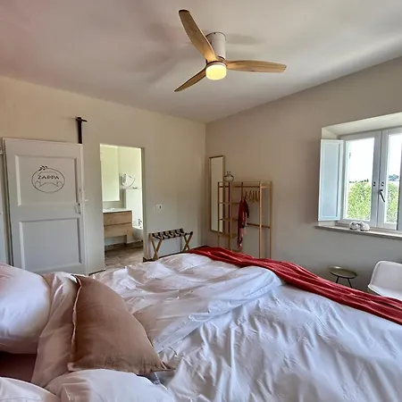 Bed & Breakfast Bb Casale Di Oto 4*