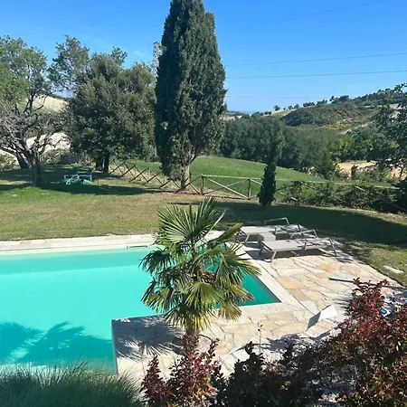 Bb Casale Di Oto Bed and Breakfast 4*