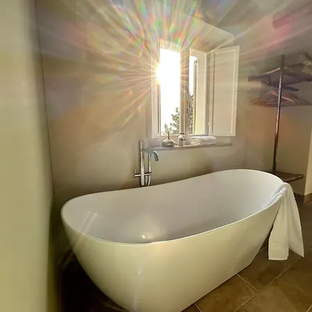 Bb Casale Di Oto Bed and Breakfast 4*